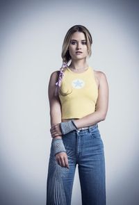 Bio profile offVirginia Gardner