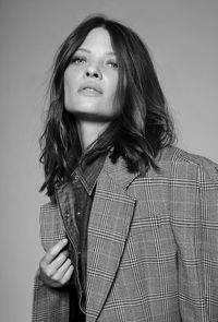 Bio profile offMélanie Thierry